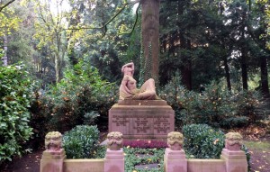 Ungewöhnliche Grabstätte auf dem Friedhof Melaten